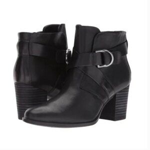 Ecco Women's  Black Leather Ankle Boots Size 8-8.5 US/39 EUR
